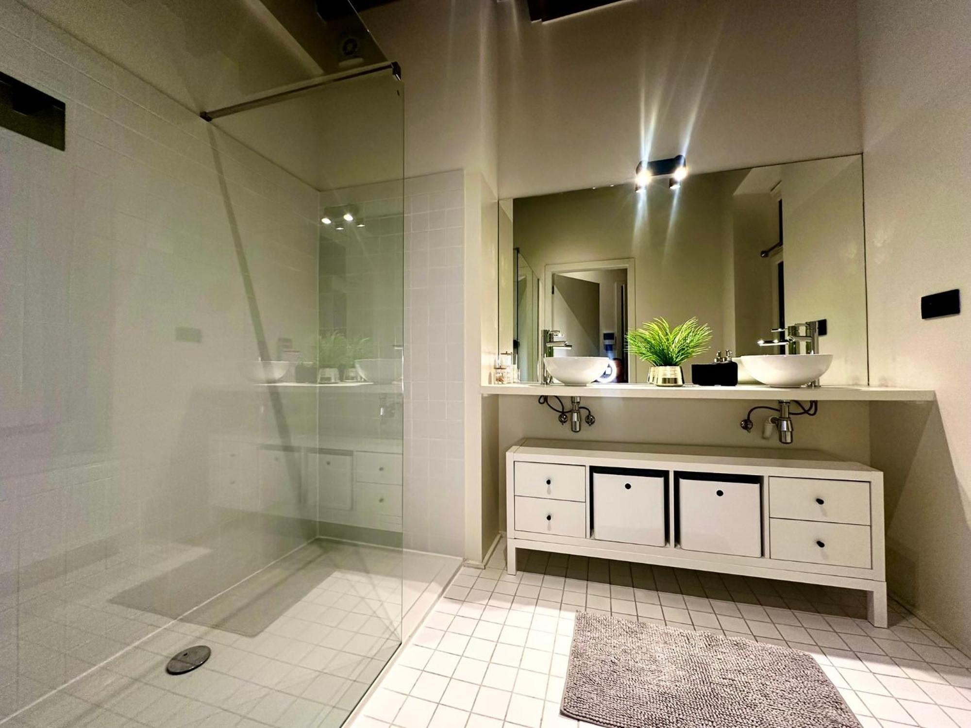 Luxury Suites Princess By Rikas Hotels Antwerp Exterior photo