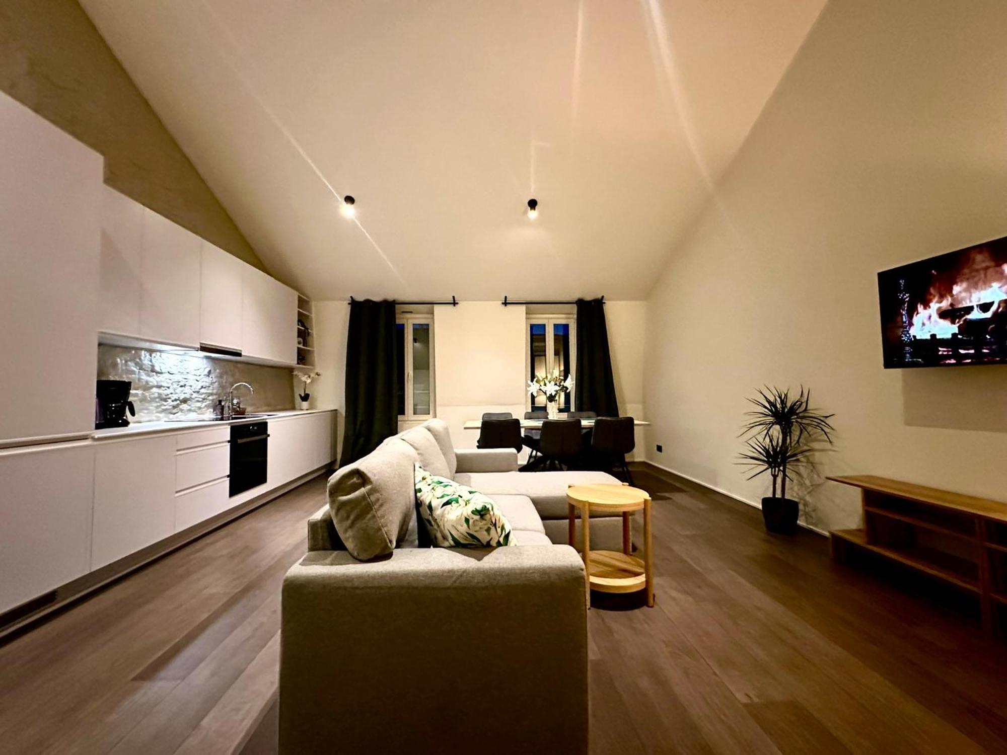 Luxury Suites Princess By Rikas Hotels Antwerp Exterior photo